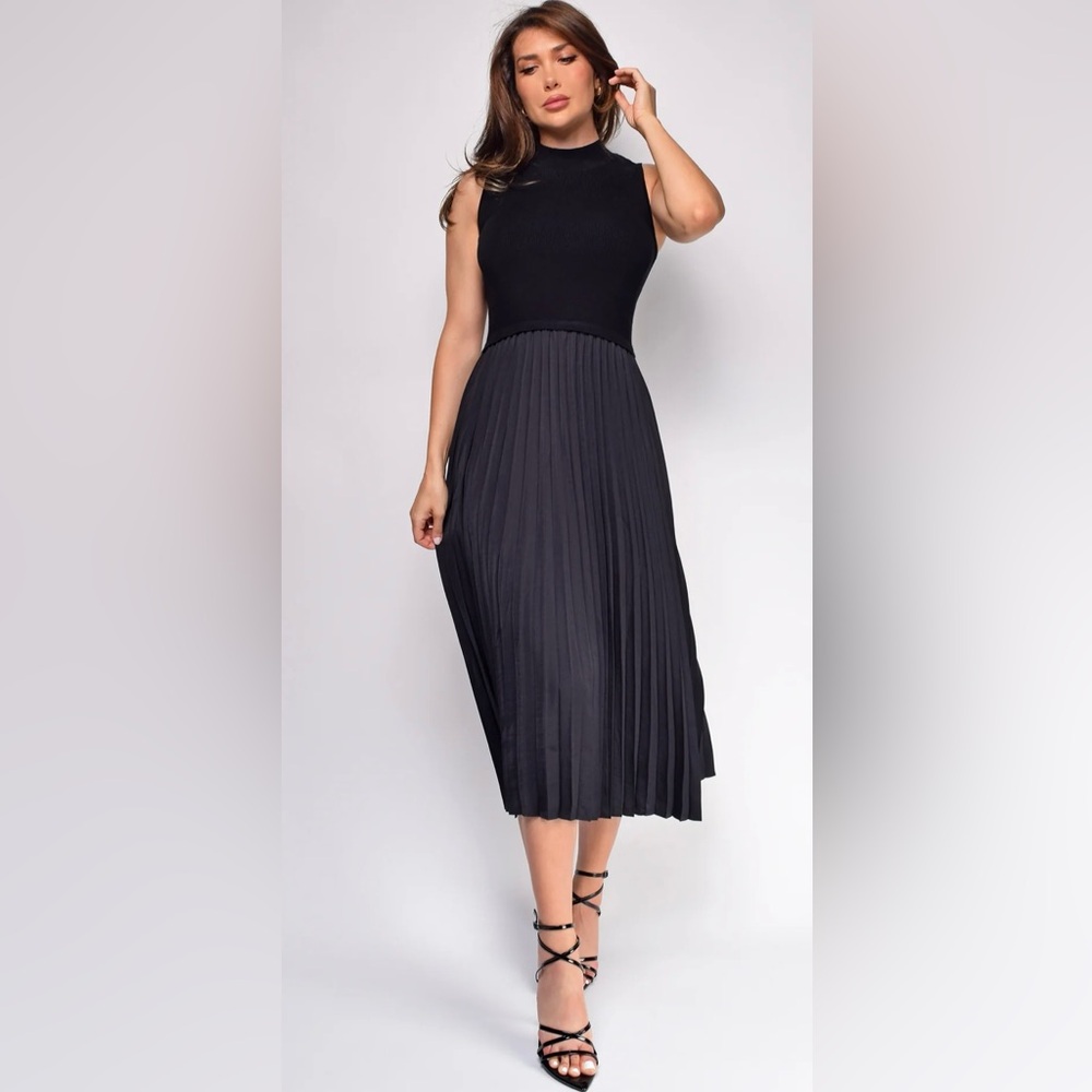 EMPRADA Ashlen Black Pleated Contrast High Neck Midi Dress